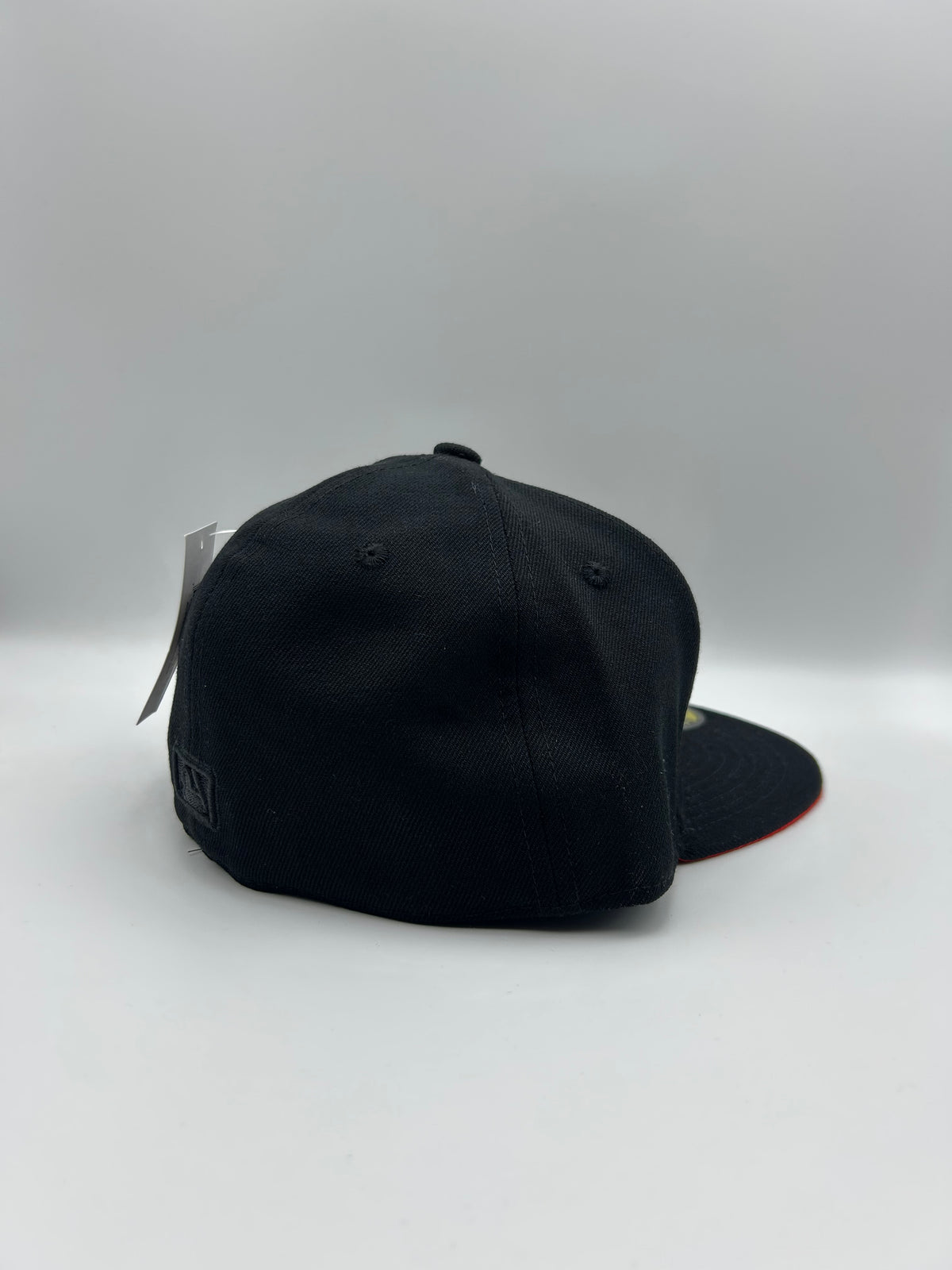 New era “talla 7 3/8”