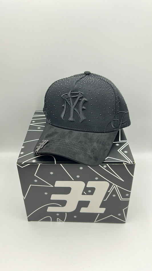 31 hats “NY Black”